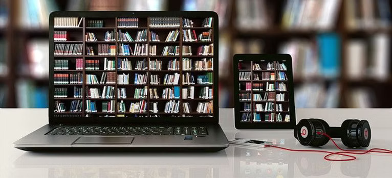 LibraryTechnology resources showing a laptop, tablet and a pair of headphones